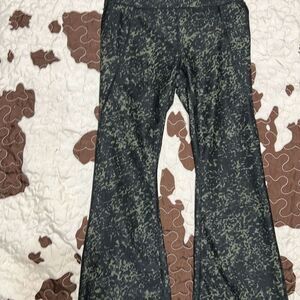 Old Navy Active Girls Flare Pants (8)
